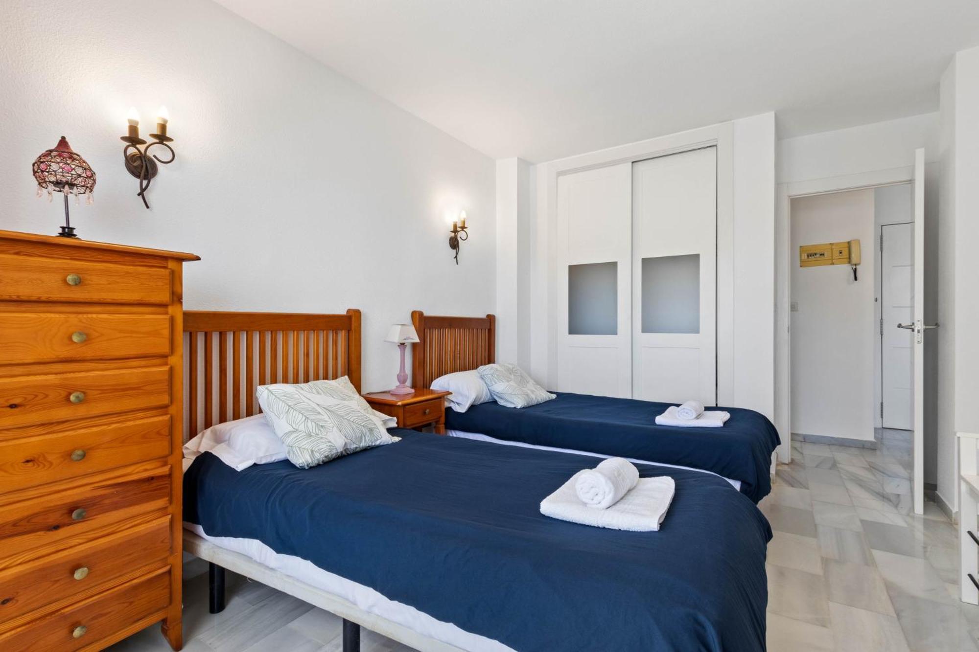 Appartement Erisa 52 By Ivi Real Estate à Torremolinos Extérieur photo