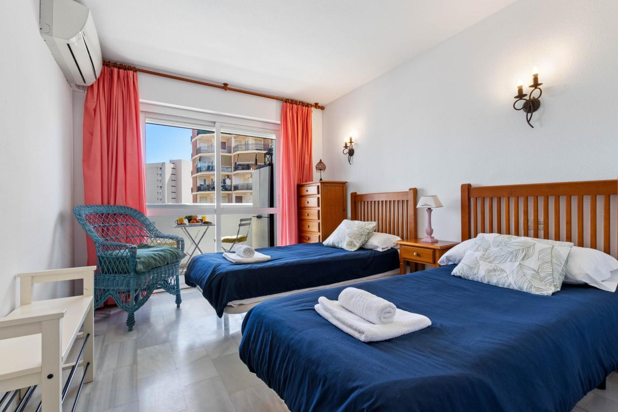 Appartement Erisa 52 By Ivi Real Estate à Torremolinos Extérieur photo